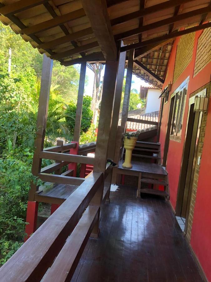 Novos Baianos Hostel E Pousada Porto Seguro Exterior photo A typical house in the village